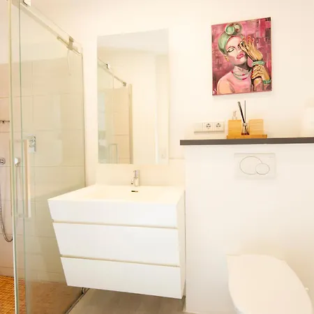 شقة Nagl ناسيريث